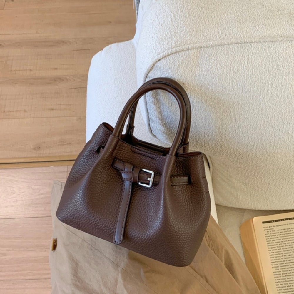 フロントベルトアクセントショルダーバッグ｜オフィスカジュアル レディース 通販【ミレジェネ】