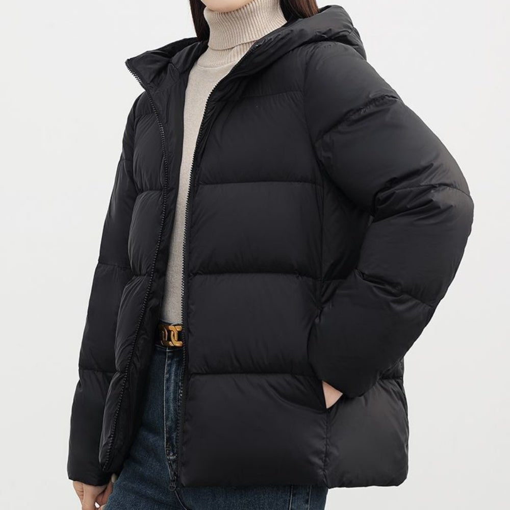 フード付きショートダウンジャケット｜オフィスカジュアル レディース 通販【ミレジェネ】