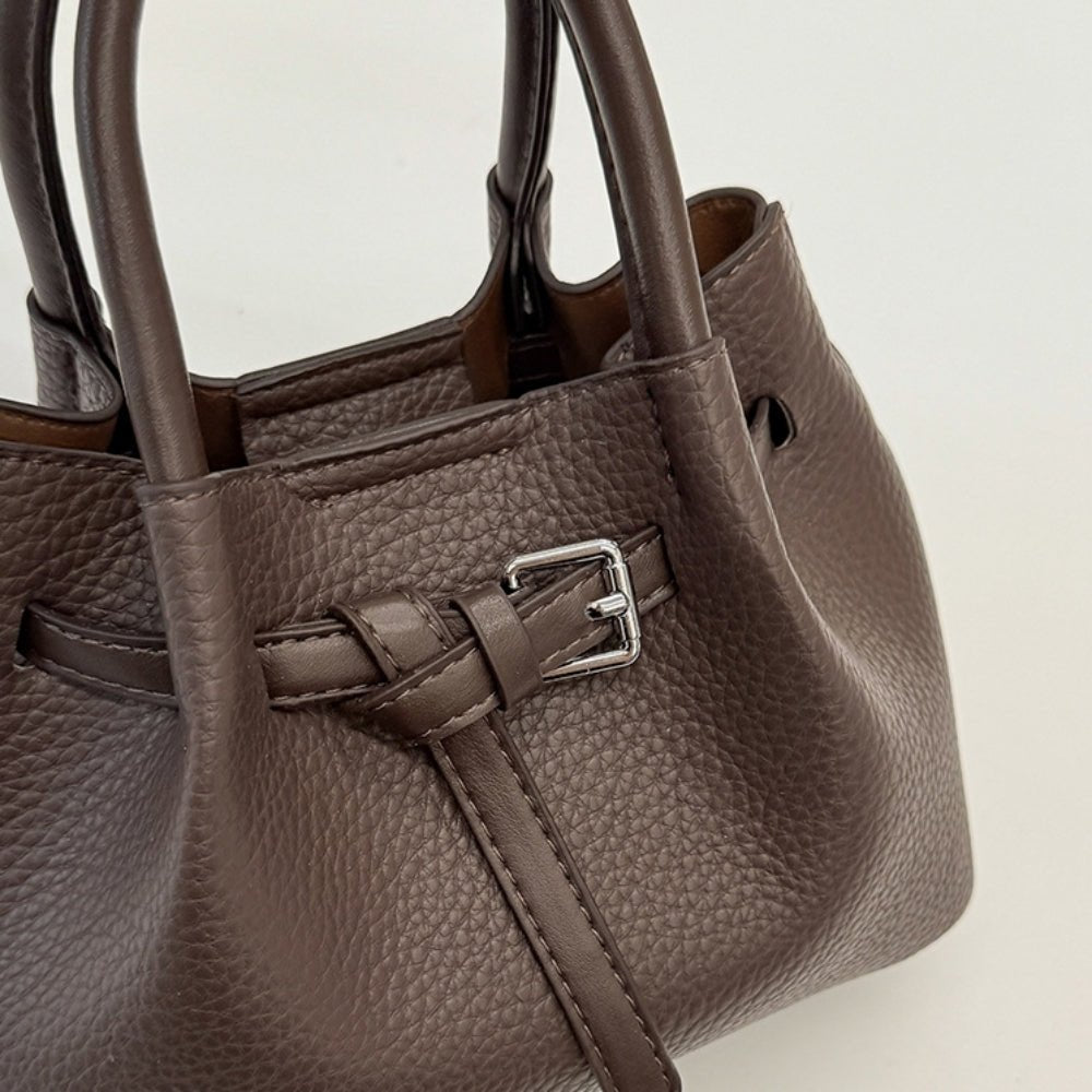 フロントベルトアクセントショルダーバッグ｜オフィスカジュアル レディース 通販【ミレジェネ】