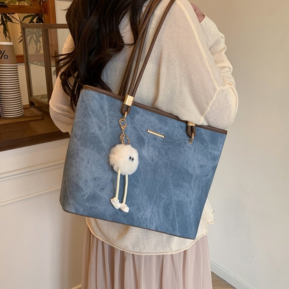 チャーム付きスクエアショルダーバッグ｜オフィスカジュアル レディース 通販【ミレジェネ】