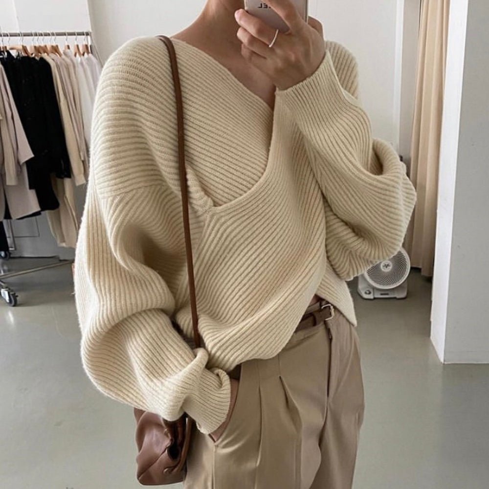 クロスデザインVネックニット