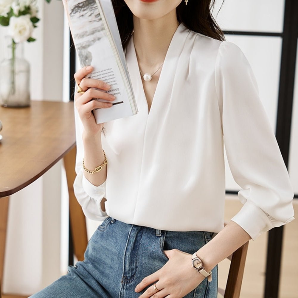 Vネックベーシックブラウス｜オフィスカジュアル レディース 通販【ミレジェネ】