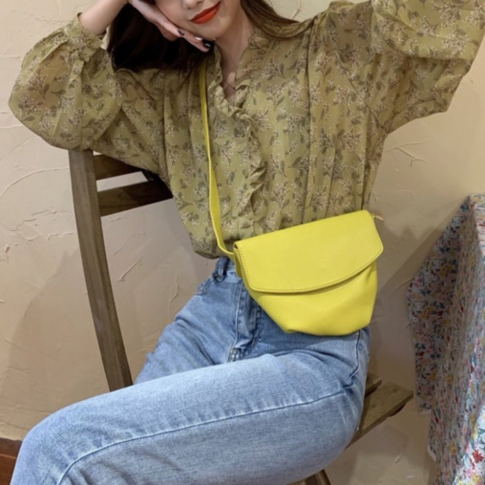 花柄フリルＶネックブラウス｜オフィスカジュアル レディース 通販【ミレジェネ】