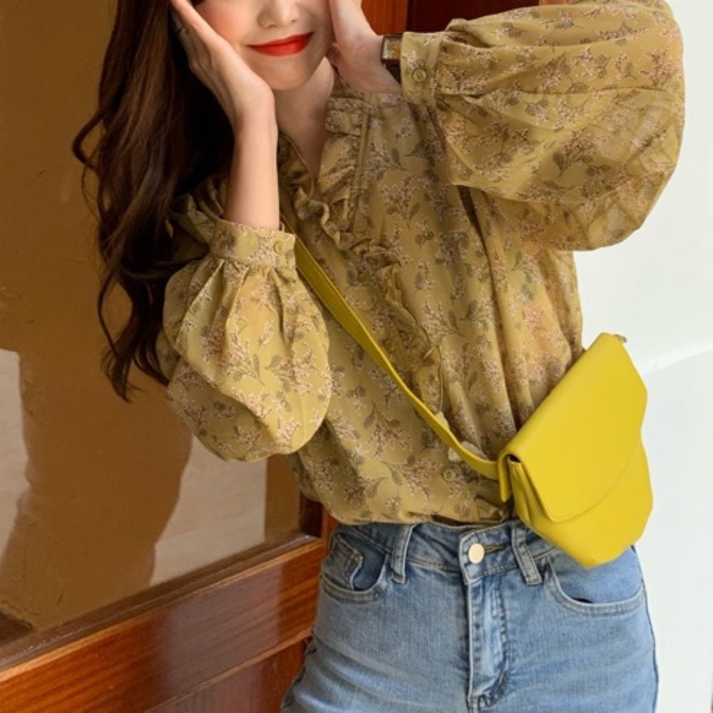 花柄フリルＶネックブラウス｜オフィスカジュアル レディース 通販【ミレジェネ】