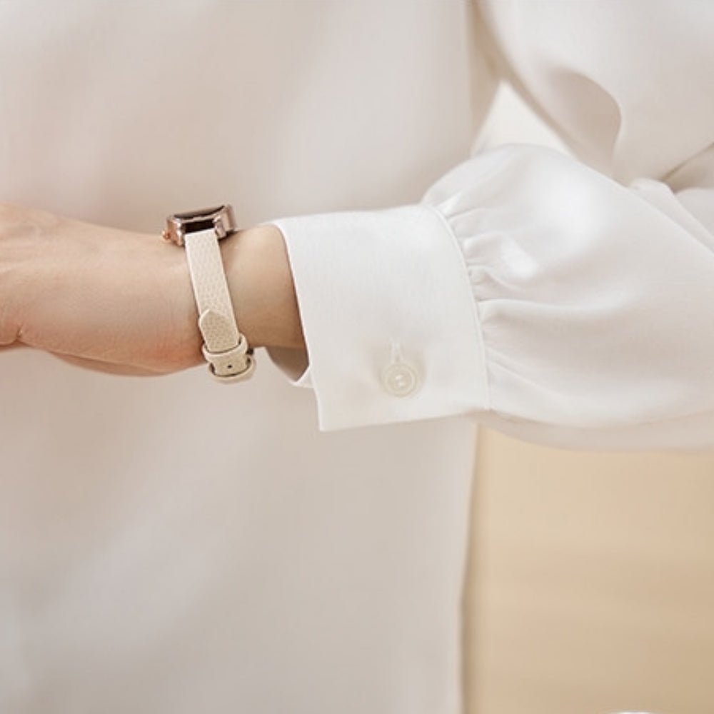 Vネックベーシックブラウス｜オフィスカジュアル レディース 通販【ミレジェネ】