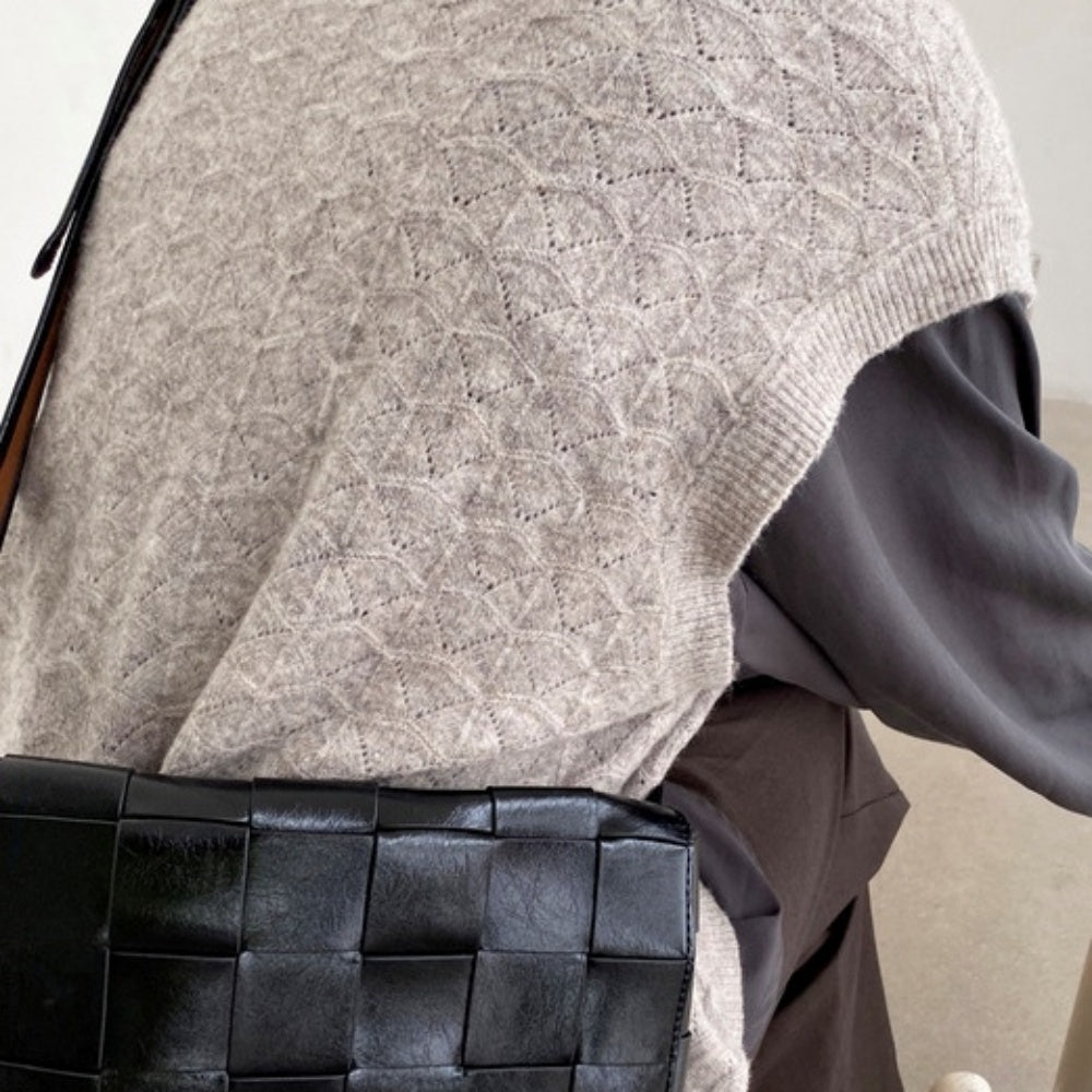 Vネック薄手オーバーニットベスト