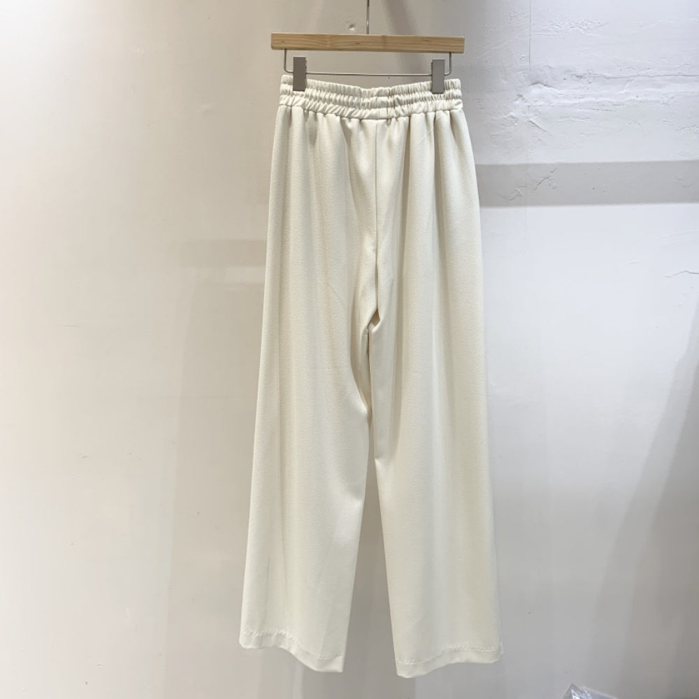 シンプルデザインタックパンツセットアップ