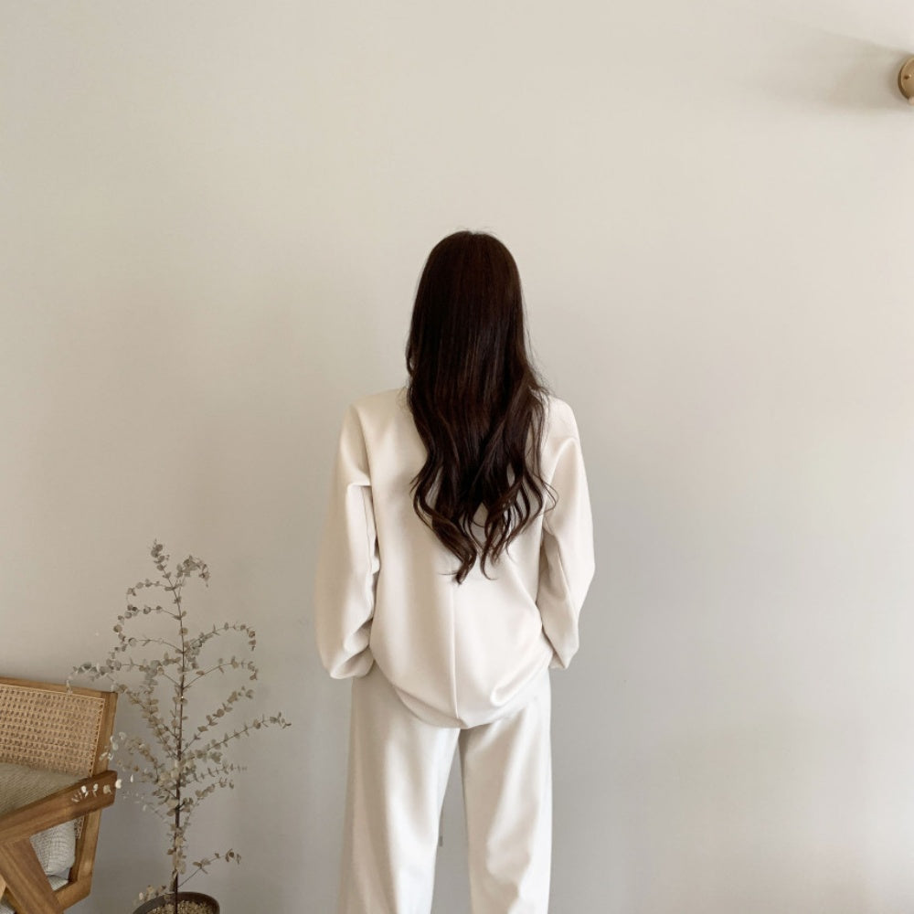 シンプルデザインタックパンツセットアップ