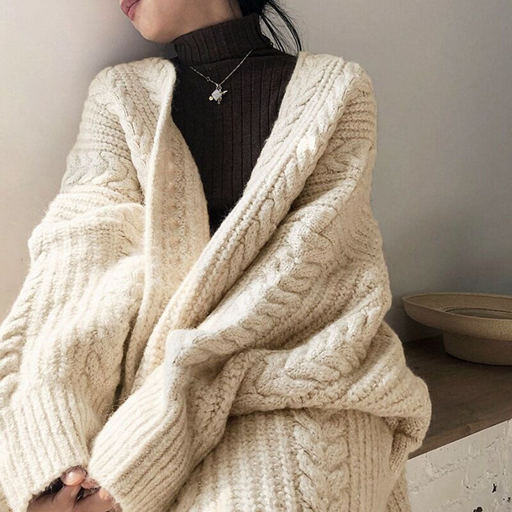 ケーブルニットロングカーディガン