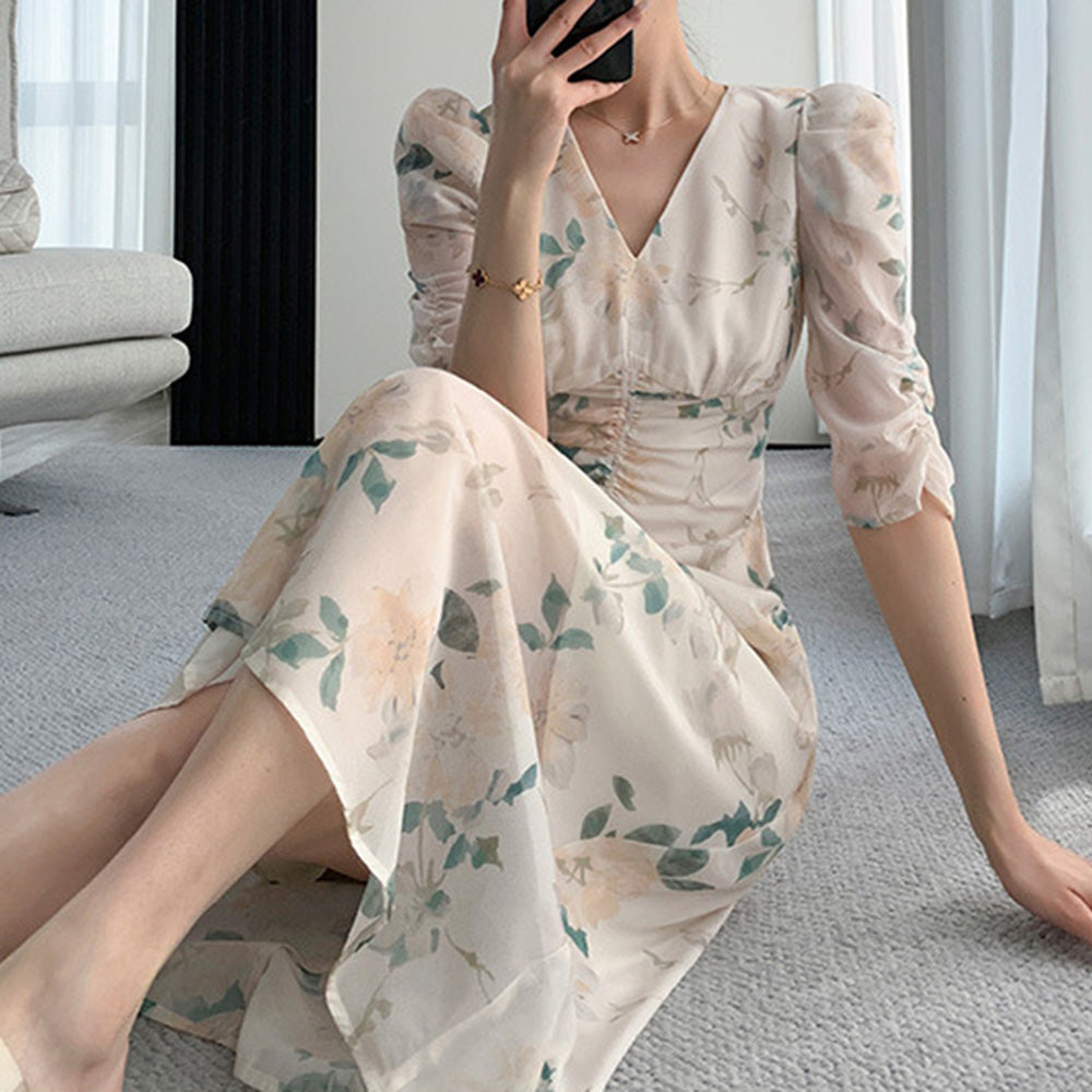 ウエストギャザー花柄シフォンワンピース