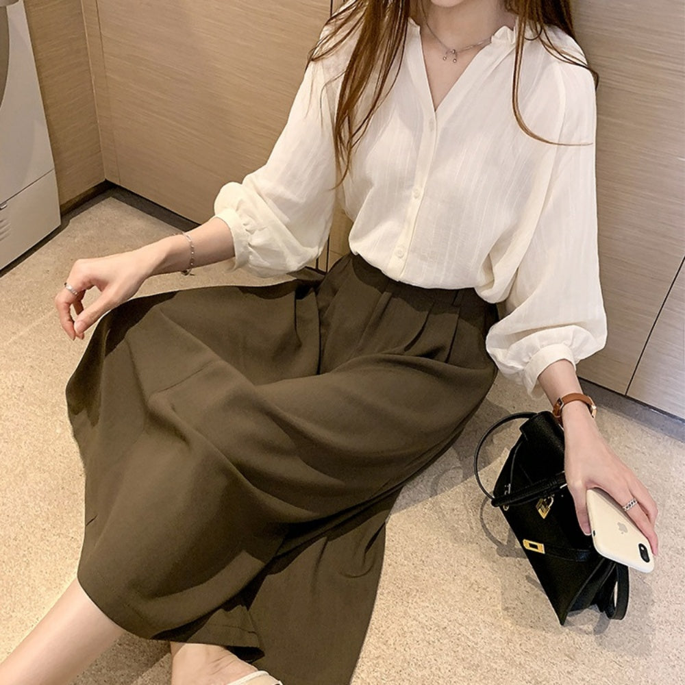 ストライプ柄Vネックシフォンシャツ