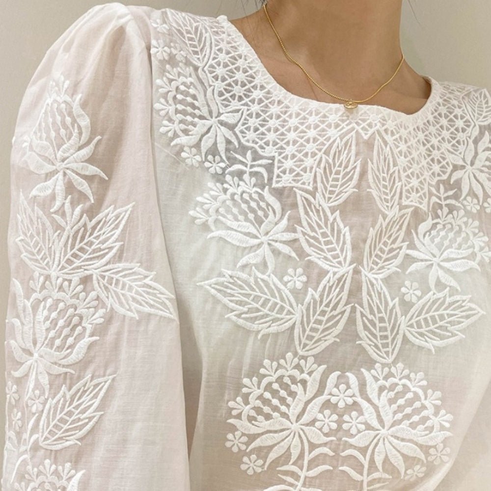 刺繍デザイン七分袖シアートップス｜オフィスカジュアル