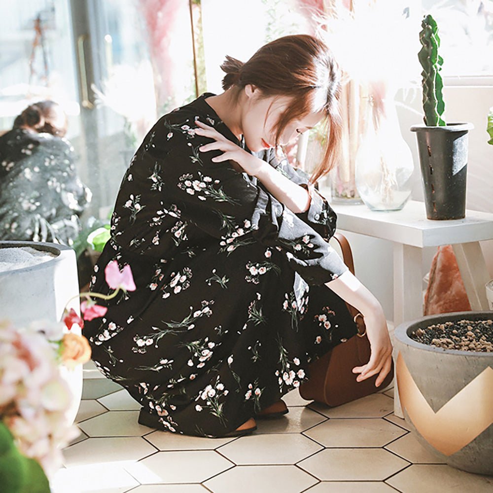 専用　花柄シャツワンピース 半袖 クリーム色 花柄ノーカラーシャツワンピース｜オフィスカジュアル
