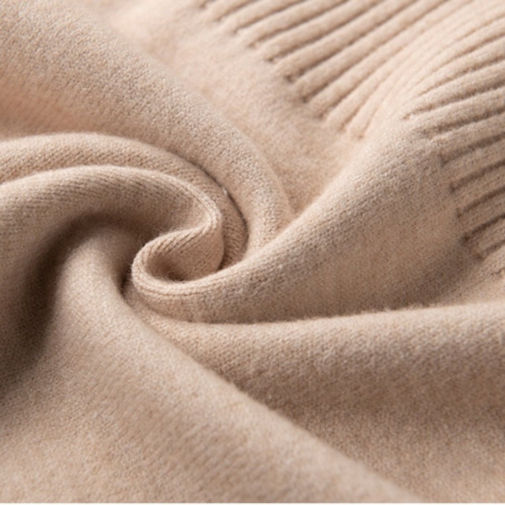 ハーフデザインハイネックニットトップス - Millennial Generation