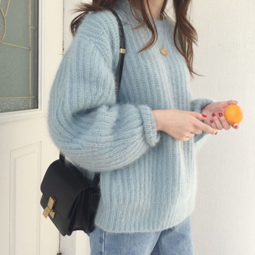ラウンドネックふわふわニットトップス｜オフィスカジュアル