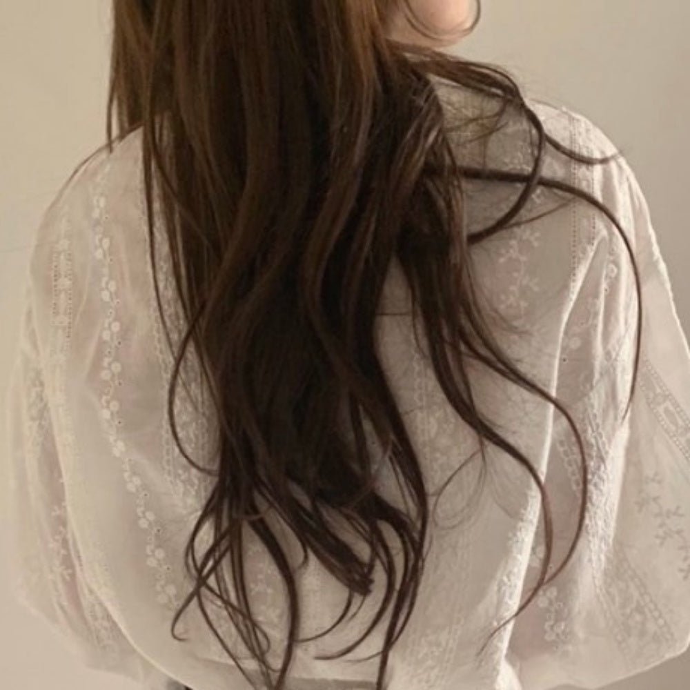 レース刺繍ギャザーボリュームスリーブトップス