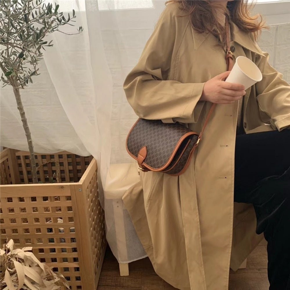 ハーフムーンミニショルダーバッグ