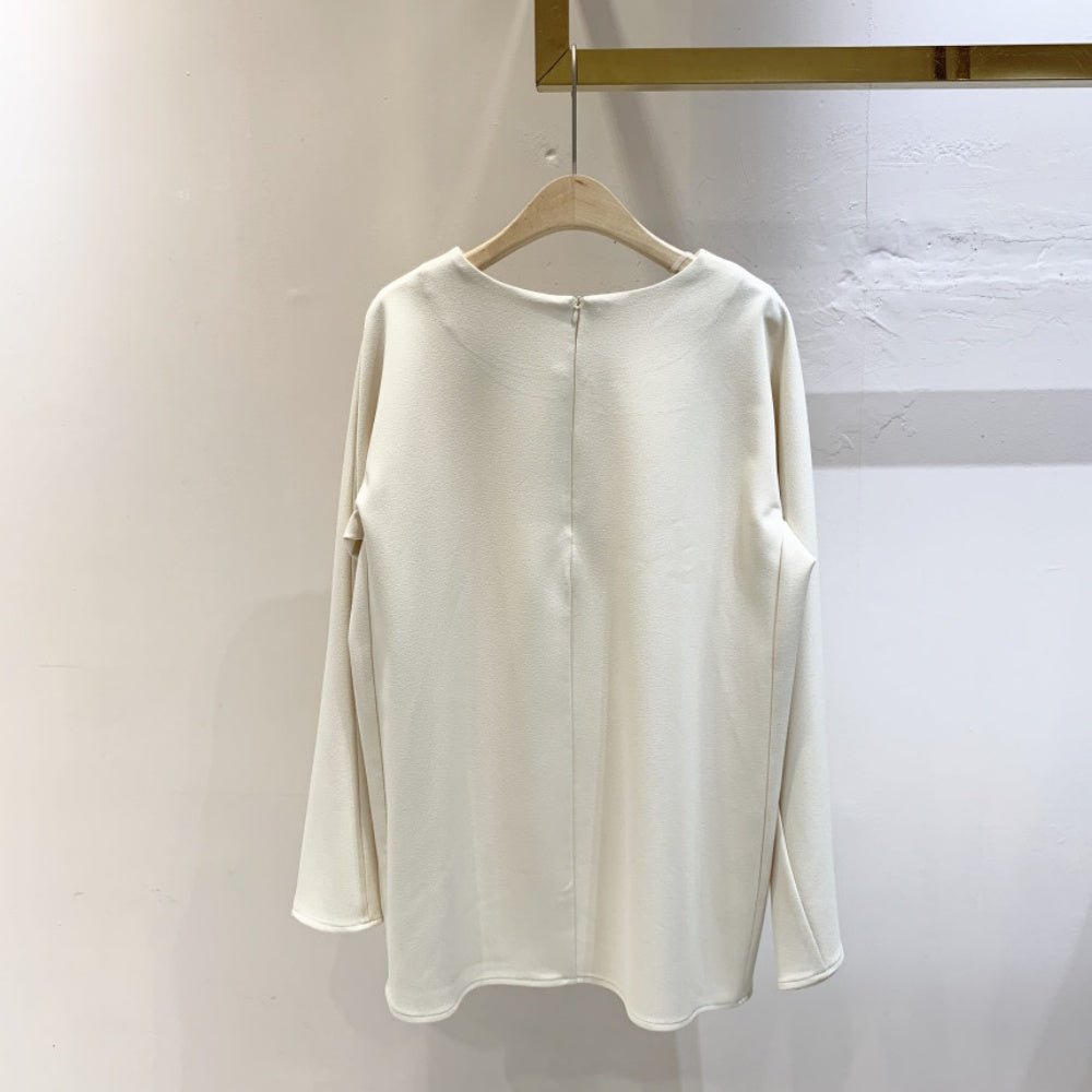 シンプルデザインタックパンツセットアップ