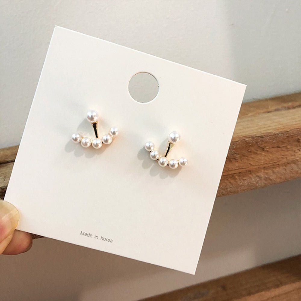 小粒パールピアス