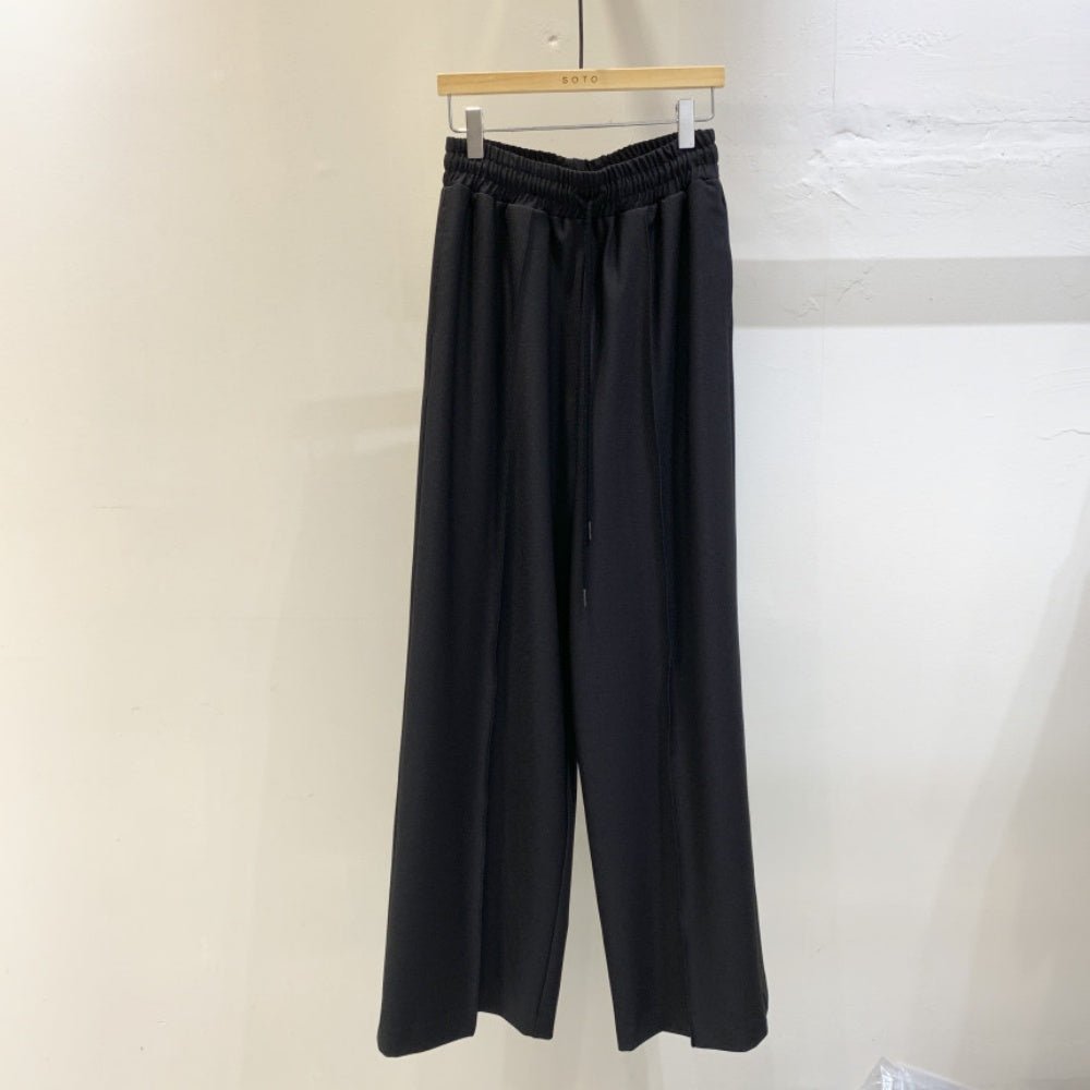 シンプルデザインタックパンツセットアップ