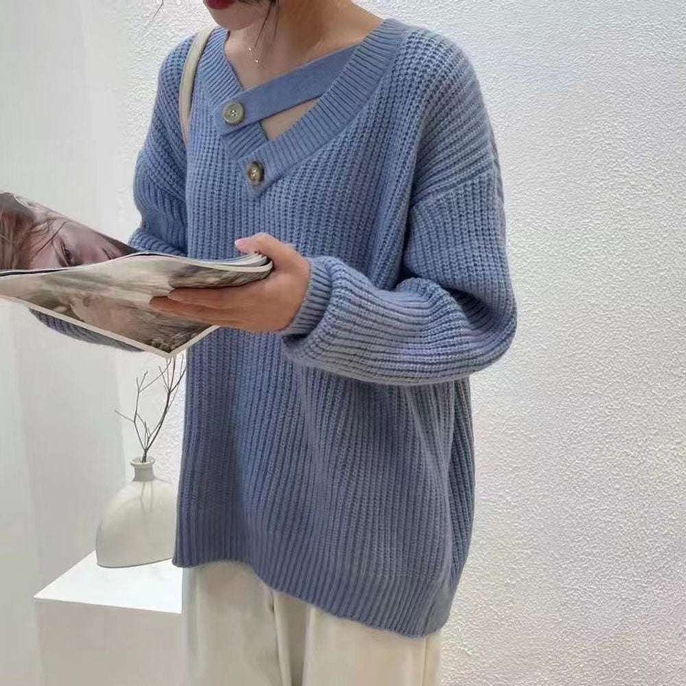 ボタンデザインVネックニット